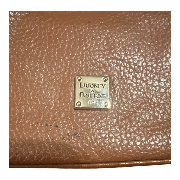 DOONEY & BOURKE change purse and credit card holder - Picture 2 of 6